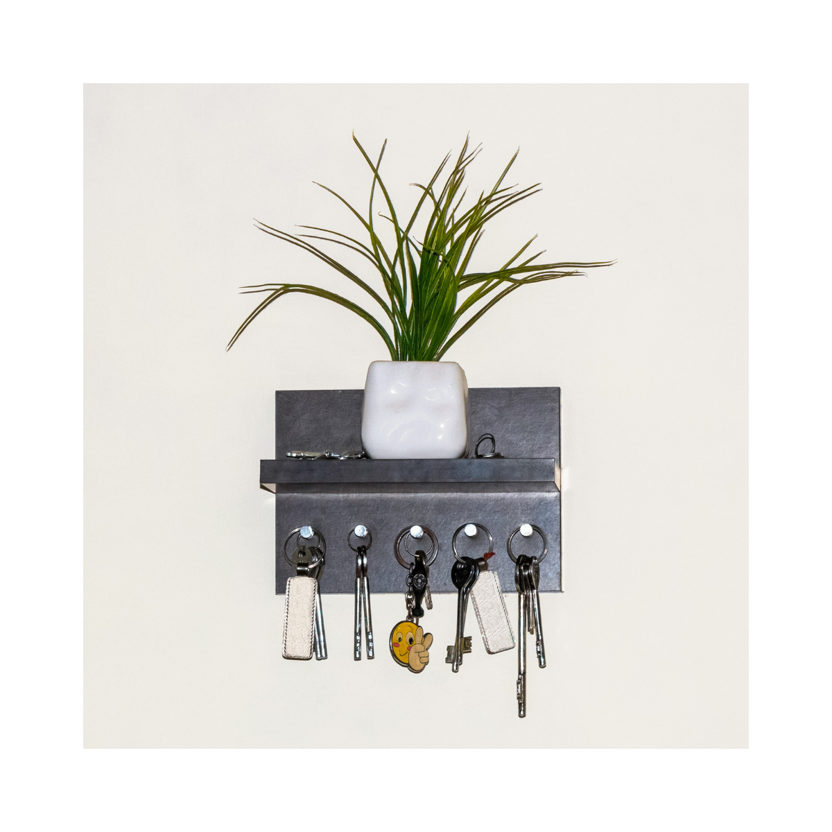 Wooden Key Holder - Image 6