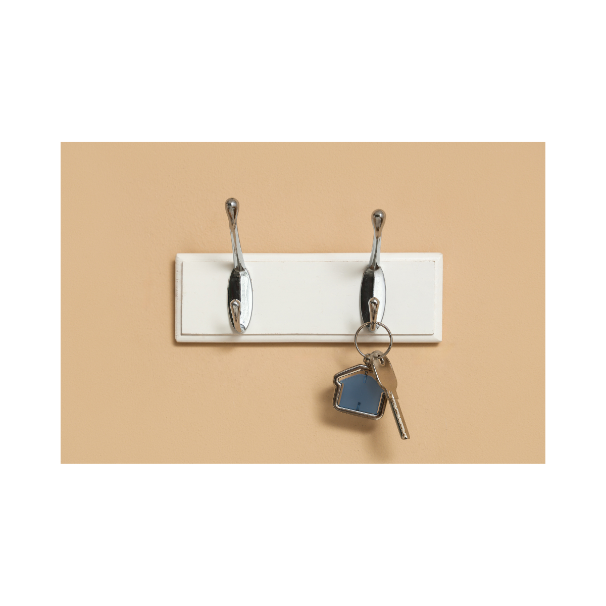 Wooden Key Holder - Image 4